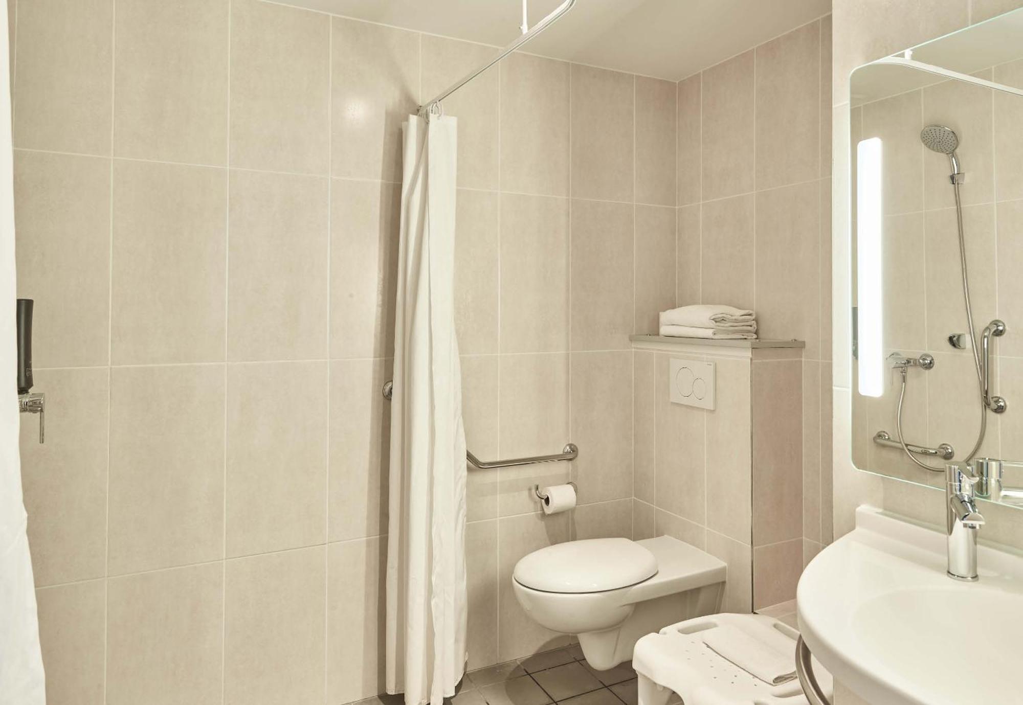B&B Hotel Massy Gare Tgv Dış mekan fotoğraf